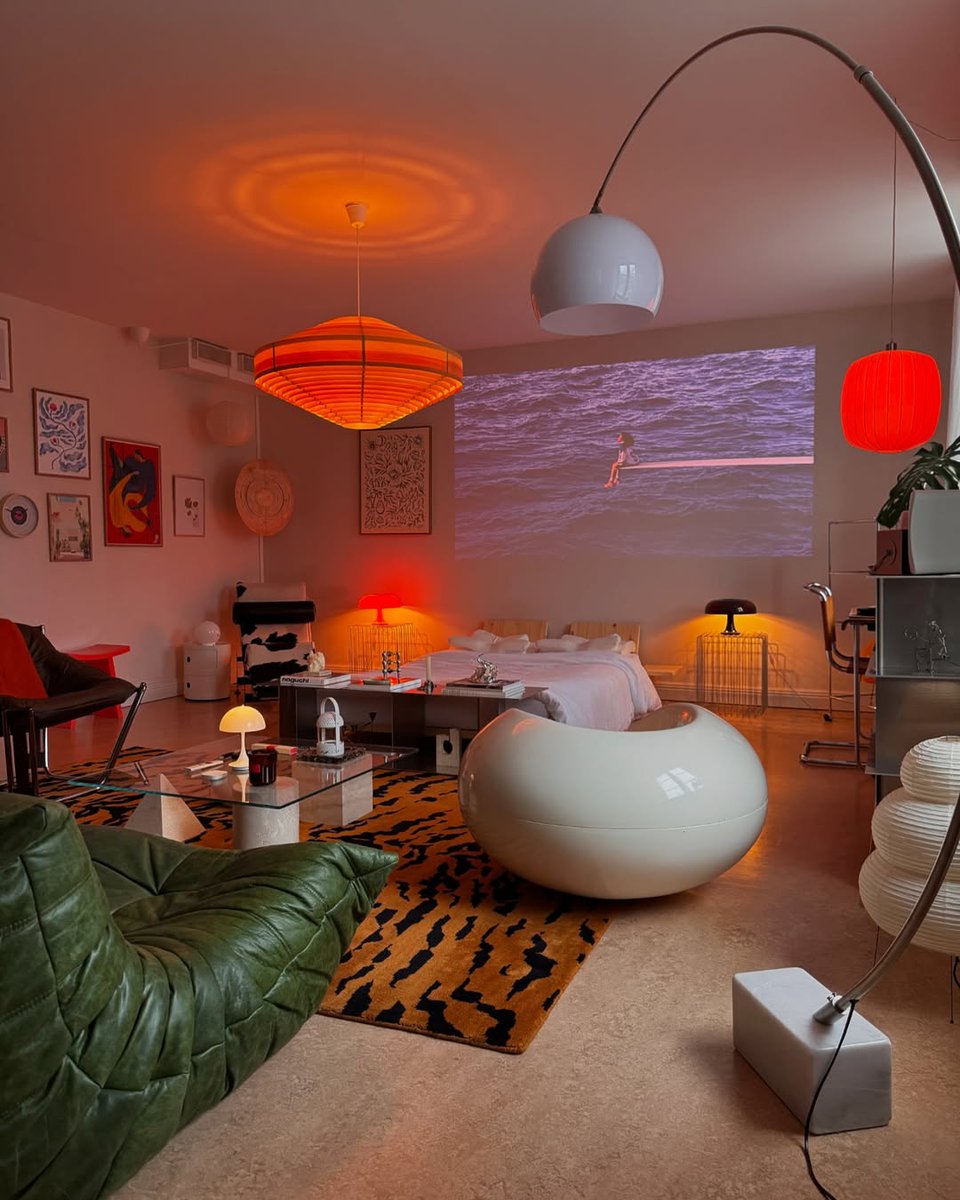interiorsuckerr's tweet photo. https://t.co/RKOxJIu9v8