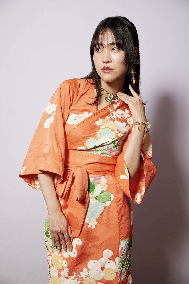 CatwalkBijoux's tweet image. 帯リメイクバッグNeo Japanesque 
Vivatveritasさんの新作ドレスにあわせて
UTAGEアクセサリーを制作しました。
Dress @vivatveritas Model @naka_kanar 
Hair make  @mami_hmua Photographer @michaelholmesphoto 撮影@PenelopeBourbon 
#catwalkbijoux #コラボ#vivatveritas#Penelopebourbon