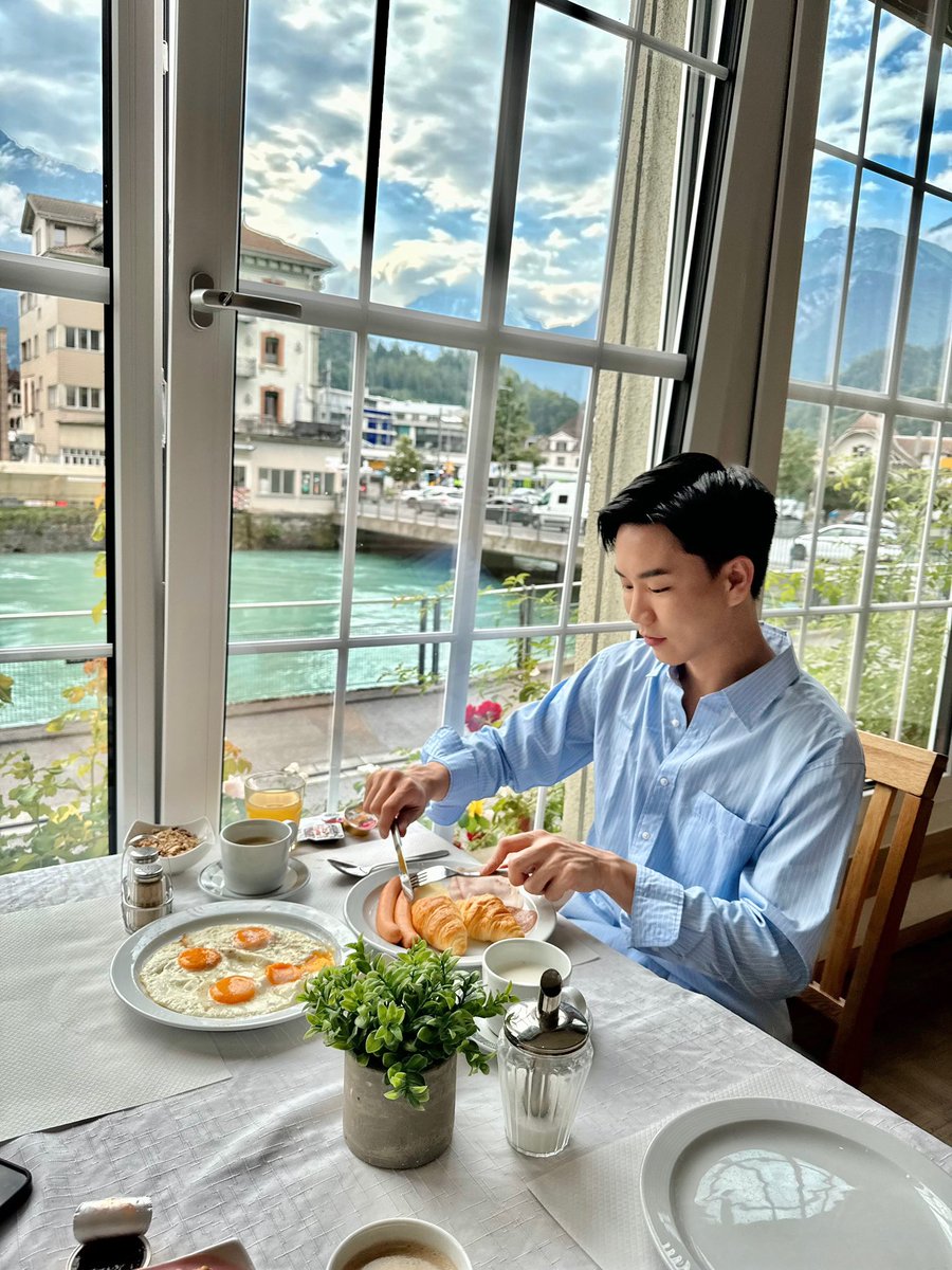 พูดไม่เก่ง แต่กินหมดจาน