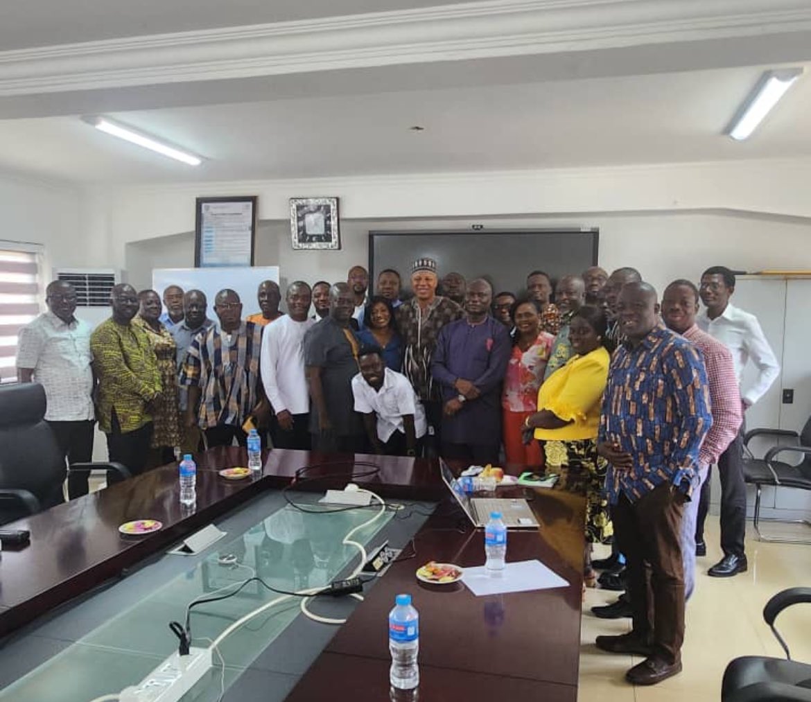 PUWU meets the new Managing Director of Ghana Water Ltd (GWL), Mr. Adam Mutawakilu. The meeting offered PUWU National Secretariat and the Elected Officials of GWL Senior and Junior Staff Divisions of the Union to welcome the new MD into office.