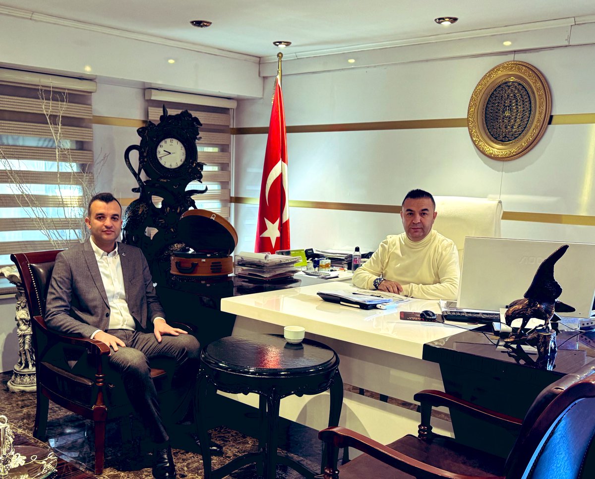 AK Parti Önceki Dönem İl Başkan Yardımcısı, değerli abim Eyyüp Kavas ‘ı ziyaret ettim .
Yıllardır Şehrimiz için gayreti ve emekleri var.

Başkanıma samimi karşılaması ve sohbeti için teşekkür ederim.