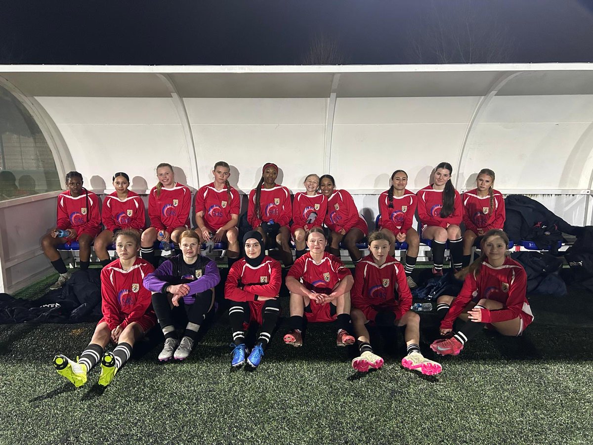 WestMidsMCSFA's tweet image. West Midlands u16 Girls after last night’s 2-1 win v Lincolnshire Thanks to our visitors for traveling so far and providing such a competitive game #TeamWM