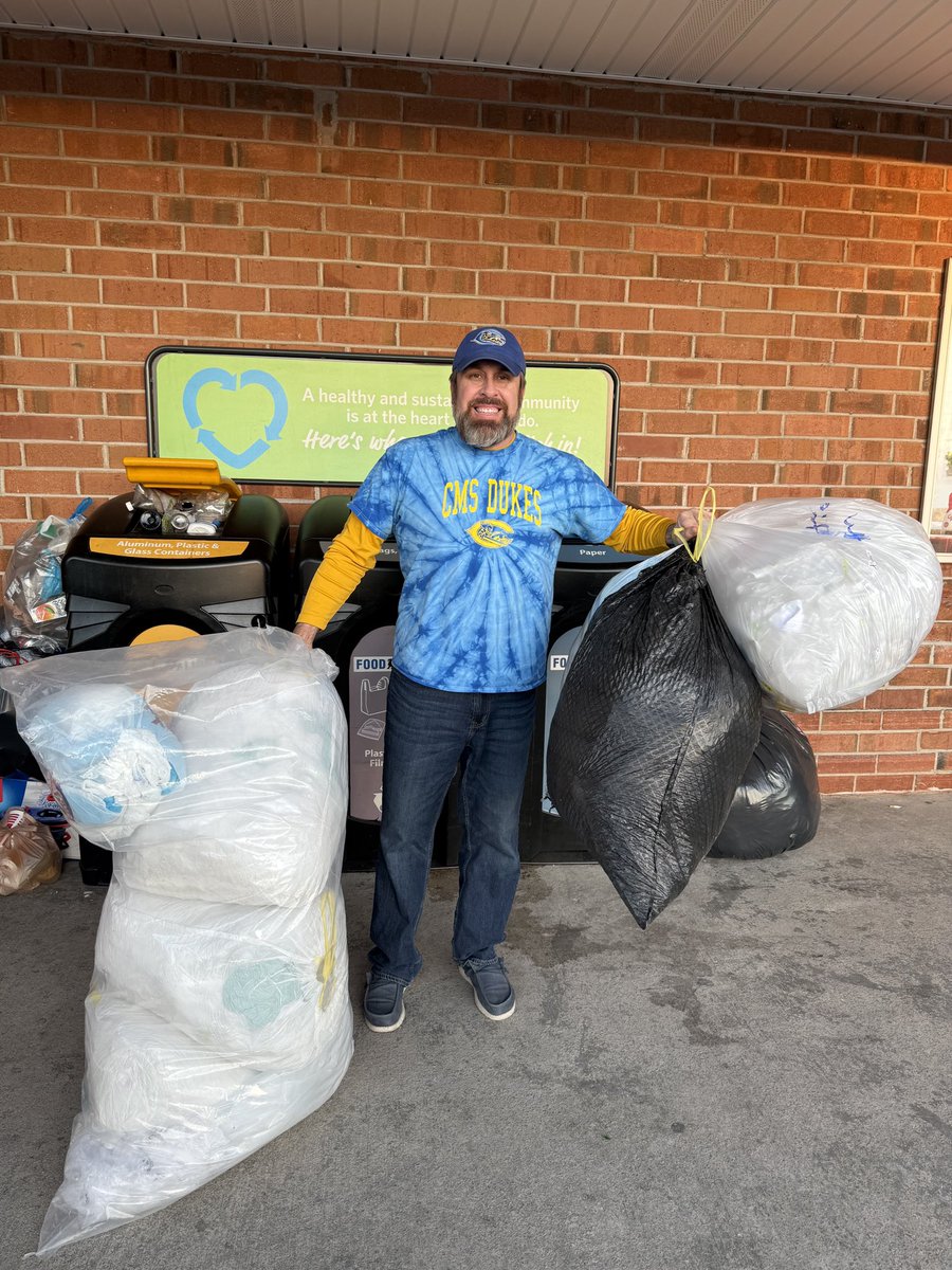The <a href="/CuCPS/">Cumberland Schools #WeAreCuCPS</a> 6th graders <a href="/cms_dukes/">cms_dukes</a> are continuing their progress towards 1K pounds of recyclable film for the <a href="/Trex_Company/">Trex Company</a> recycling challenge! 39.38 lbs. submitted today. 681 lbs. dropped off so far! #WeAreCuCPS #319ToGo 
💙+💛=♻️