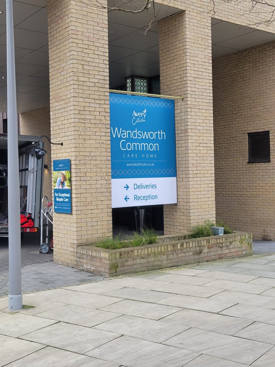 EMA Patient Transport were at  <a href="/AveryHealthcare/">Avery Healthcare</a>  Wandsworth Common Care Home recently, where we transferred a resident who was using EMA's care and nursing home transport services. The staff were superb.
Learn more 👇
emapatienttransport.co.uk/care-home-tran…