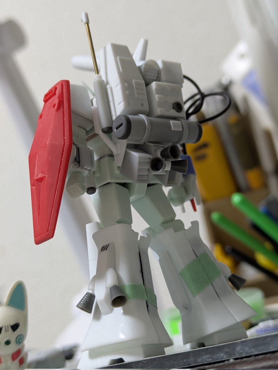 お疲れ様です🙇1/250パーフェクトガンダム進捗…動力パイプ？を1mm径の