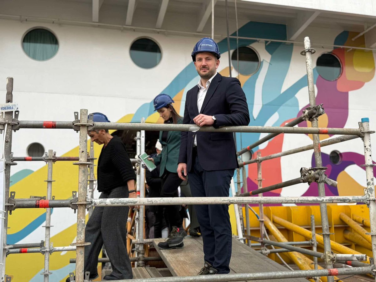 Virginijus Sinkevičius (@vsinkevicius) on Twitter photo Visiting <a href="/Fincantieri/">Fincantieri</a> in Venice-one of the world’s largest shipyards.
The company is investing in clean tech to achieve climate-neutral cruise ships by 2035.
A great industry example of why the <a href="/EU_Commission/">European Commission</a> must hold the line on #GreenDeal progress and avoid backtracking. Visiting <a href="/Fincantieri/">Fincantieri</a> in Venice-one of the world’s largest shipyards.
The company is investing in clean tech to achieve climate-neutral cruise ships by 2035.
A great industry example of why the <a href="/EU_Commission/">European Commission</a> must hold the line on #GreenDeal progress and avoid backtracking.