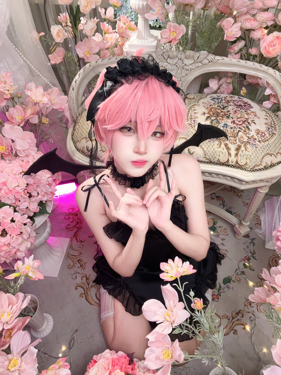 nyacoser's tweet image. ⠀, ´´; __ , ´´;
 ‌ ;　𓂂 · ˔ · 𓂂 ‌ ‌  ;
  ‌ ´　っෆ c ‌ ‌ ‌` 🩷