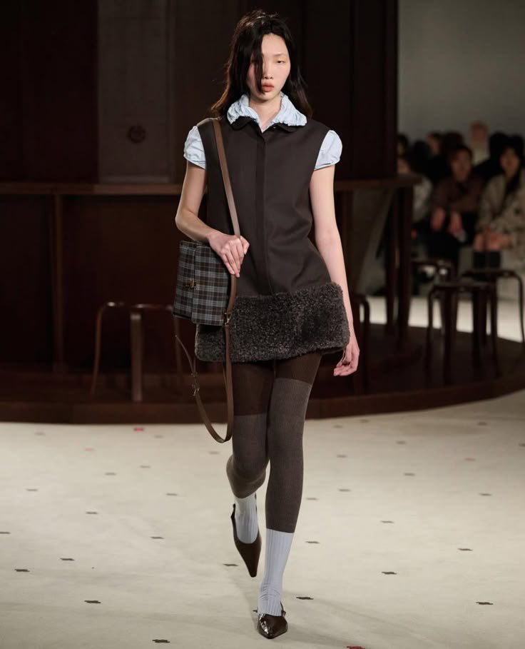 venusianruby's tweet photo. WMWM fall winter 24 'shady scholar series' https://t.co/6obHqXeXIx