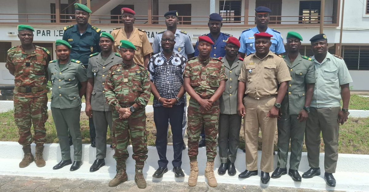 Guerre informationnelle : l’ENSA du Bénin forme des officiers africains aux enjeux stratégiques de demain visionguinee.info/guerre-informa… #Kibaro #TuesdayBookBlog
