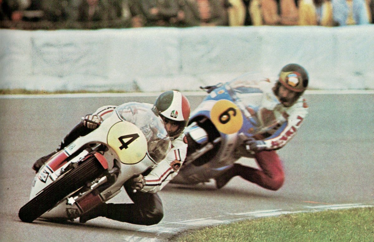 RacermediaE's tweet photo. 1975 #DutchGP #Assen
Giacomo Agostini (4) Vs. Barry Sheene (6) #500GP #MotoGP https://t.co/Rua7JQNHL2