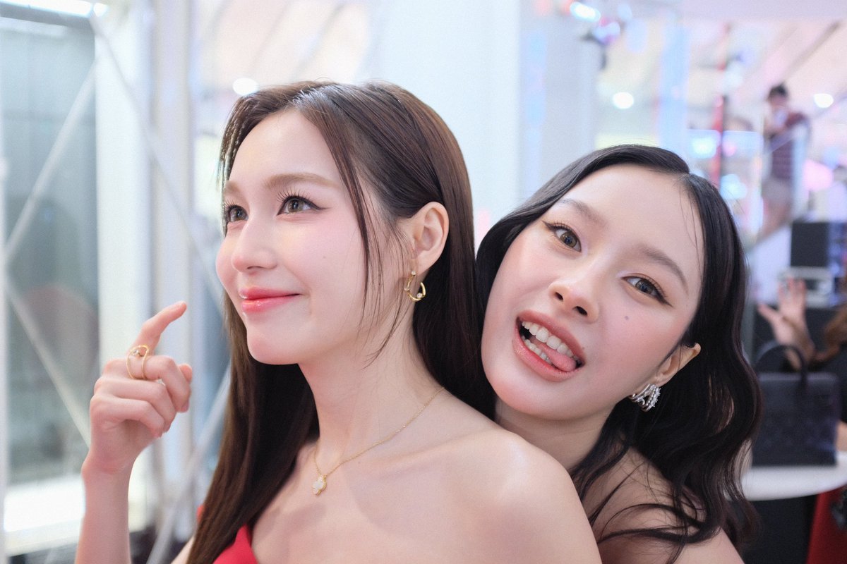 JohmTalen's tweet photo. 💖💚

GINZA BEAUTY X ML

#ShiseidoGroupTHXMilkLove https://t.co/6COImfffBD