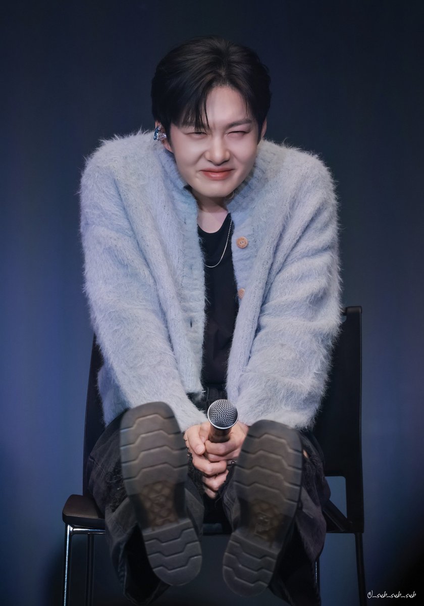 _sub_sub_sub's tweet photo. 250222 도쿄 팬미팅 2부

#비투비 #이창섭 #BTOB #leechangsub https://t.co/CHuyiMabpv
