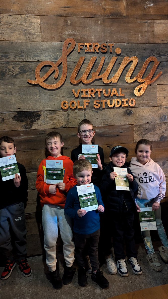 FirstSwingAcad's tweet image. Lots of fun at today's golf camp @BrynMeadows ⛳

Next camp will be our Easter Extravaganza on Tuesday 15th April 🏌️To book please contact our professional shop on pro-shop@brynmeadows.co.uk 📧

#easter #golfcamp #golflessons #childrengolflessons