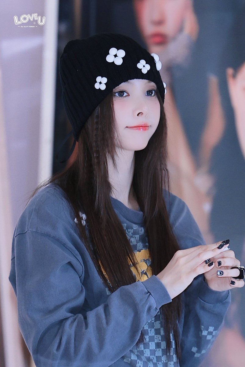 241026 HQ

🫳🏻◝✩

#ILLIT #아일릿 #YUNAH #윤아