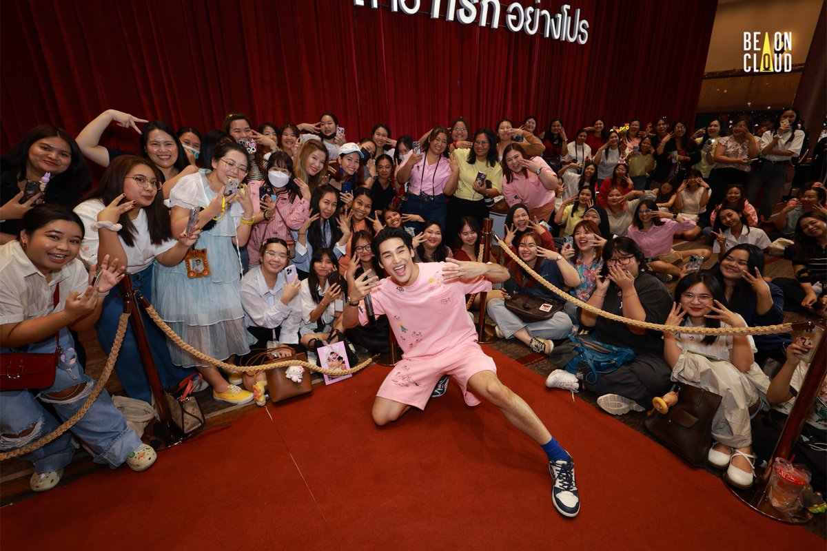 beoncloud_th's tweet image. ขอบคุณแฟน ๆ ที่น่ารักทั้งทีมหน้างานและทีมหน้าจอที่ส่งกำลังใจรัว ๆ ให้อาโป vivo Friends ของเราที่งาน vivo V50 Launch Event ในวันนี้มาก ๆ นะคะ ✨😊🫶🏼

#vivoV50xAPO
#vivoV50 #ZEISSPortraitSoPro #ถ่ายที่รักอย่างโปร