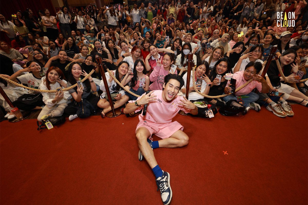 beoncloud_th's tweet image. ขอบคุณแฟน ๆ ที่น่ารักทั้งทีมหน้างานและทีมหน้าจอที่ส่งกำลังใจรัว ๆ ให้อาโป vivo Friends ของเราที่งาน vivo V50 Launch Event ในวันนี้มาก ๆ นะคะ ✨😊🫶🏼

#vivoV50xAPO
#vivoV50 #ZEISSPortraitSoPro #ถ่ายที่รักอย่างโปร