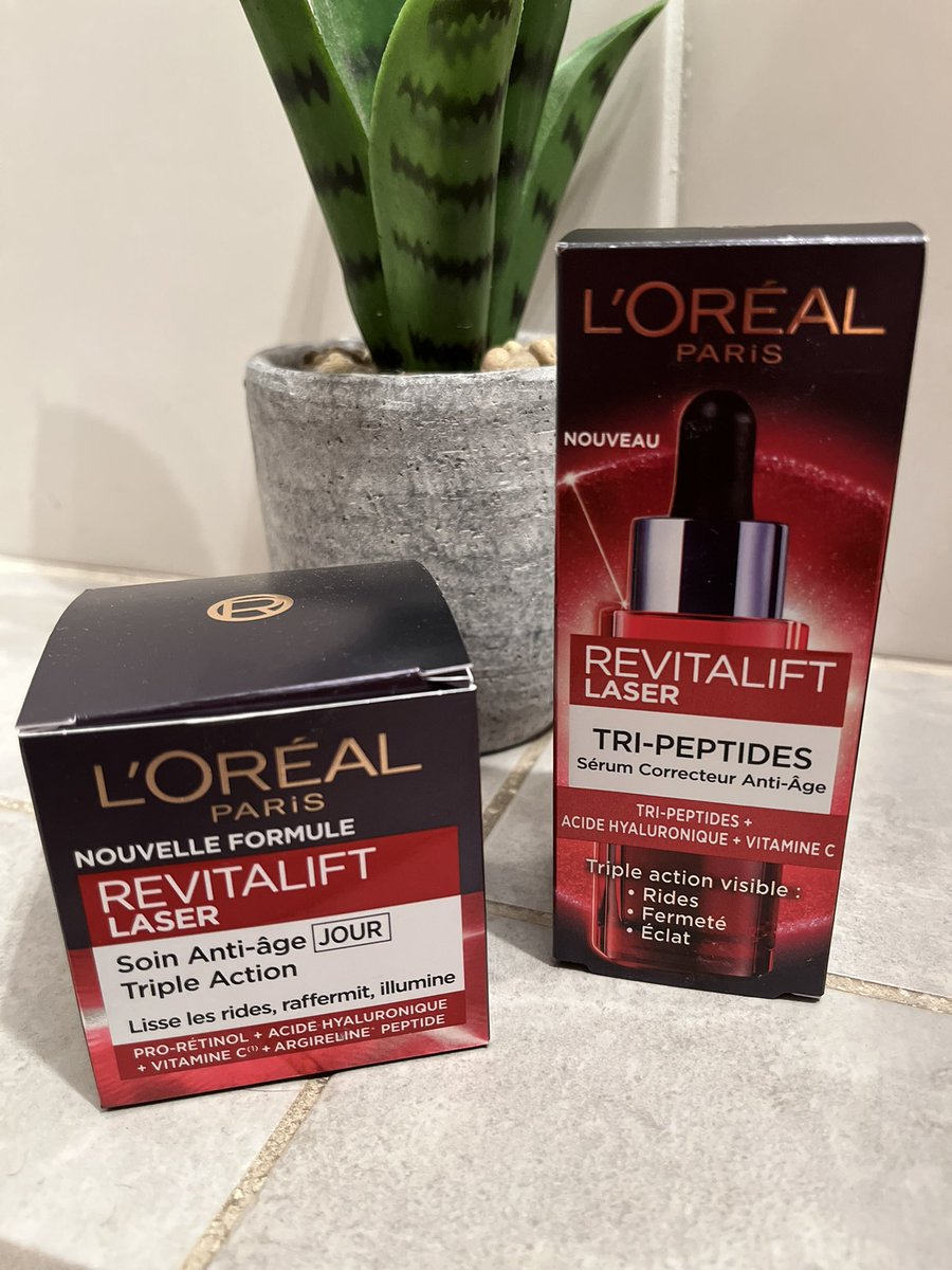 val6663's tweet photo. Ma routine skincare du moment 

#LaserRevitalift #Skincare #ProduitOffert https://t.co/of7swrvG7P