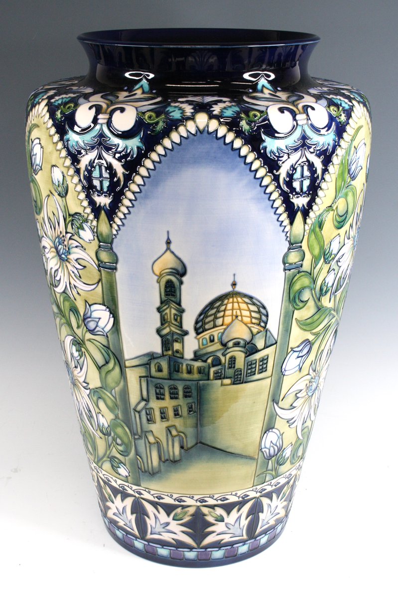 LacyScottKnight's tweet image. A Moorcroft Pottery Prestige Design vase in the Jerusalem pattern by Nicola Slaney coming up in March.
Created for the new millennium in 2000 in a limited edition run of 50, the original run sold out in 6 weeks - each over £11,000
#moorcroftpottery #antiques #jerusalem
