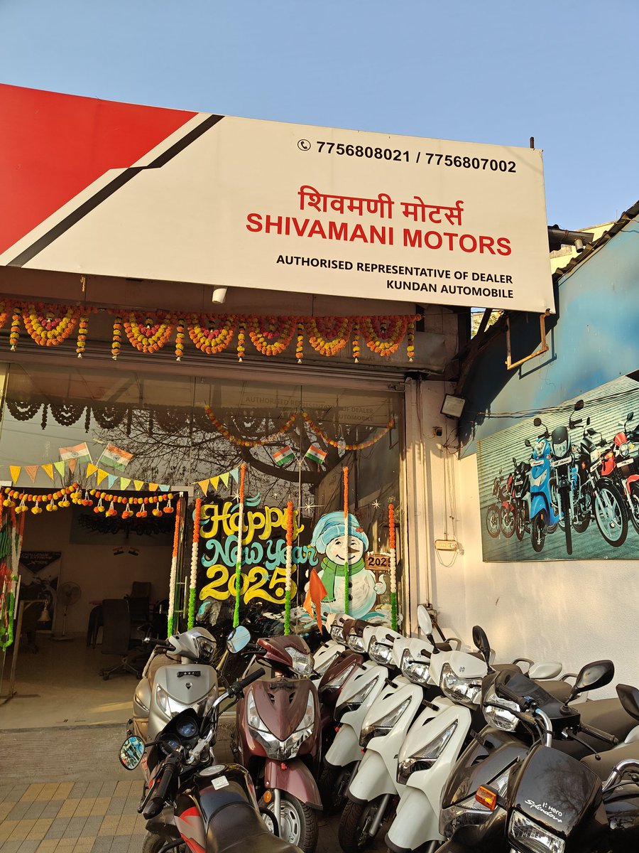 devjeetsaha's tweet photo. Very Slow Service.
Taking a very long time to install  HSRP. All due to less staff. 
Hire more staff for prompt service. #hero @HeroMotoCorp https://t.co/VQJFSU8uIw