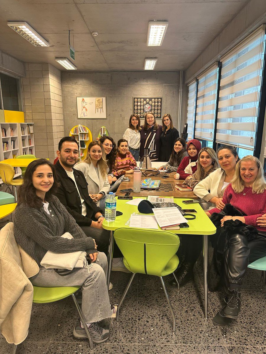 Küçükçekmece İlçe Millî Eğitim Müdürlüğü (@kucukcekmecemeb) on Twitter photo ✔️Türkiye Yüzyılı Maarif Modeli İstanbul 39 İlçe eTwinning Proje Yazma Atölyeleri, Sefaköy 100.Yıl İlkokulunda İlçe Mentörü Arsez Özbek tarafından ,her kademeden toplam 52 öğretmenimizin katılımı ile gerçekleştirilmiştir. <a href="/eTwinning_ist/">eTwinning İstanbul</a> <a href="/EminCikrikci/">Emin ÇIKRIKÇI</a> ✔️Türkiye Yüzyılı Maarif Modeli İstanbul 39 İlçe eTwinning Proje Yazma Atölyeleri, Sefaköy 100.Yıl İlkokulunda İlçe Mentörü Arsez Özbek tarafından ,her kademeden toplam 52 öğretmenimizin katılımı ile gerçekleştirilmiştir. <a href="/eTwinning_ist/">eTwinning İstanbul</a> <a href="/EminCikrikci/">Emin ÇIKRIKÇI</a>