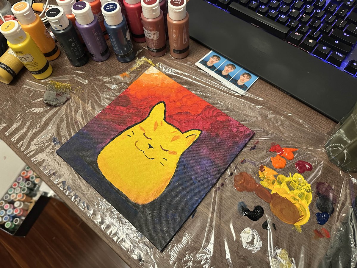 i painted kleines from Star of Providence. the monolith boss fight background shows that kleines is the real final boss... waiting... scheming..