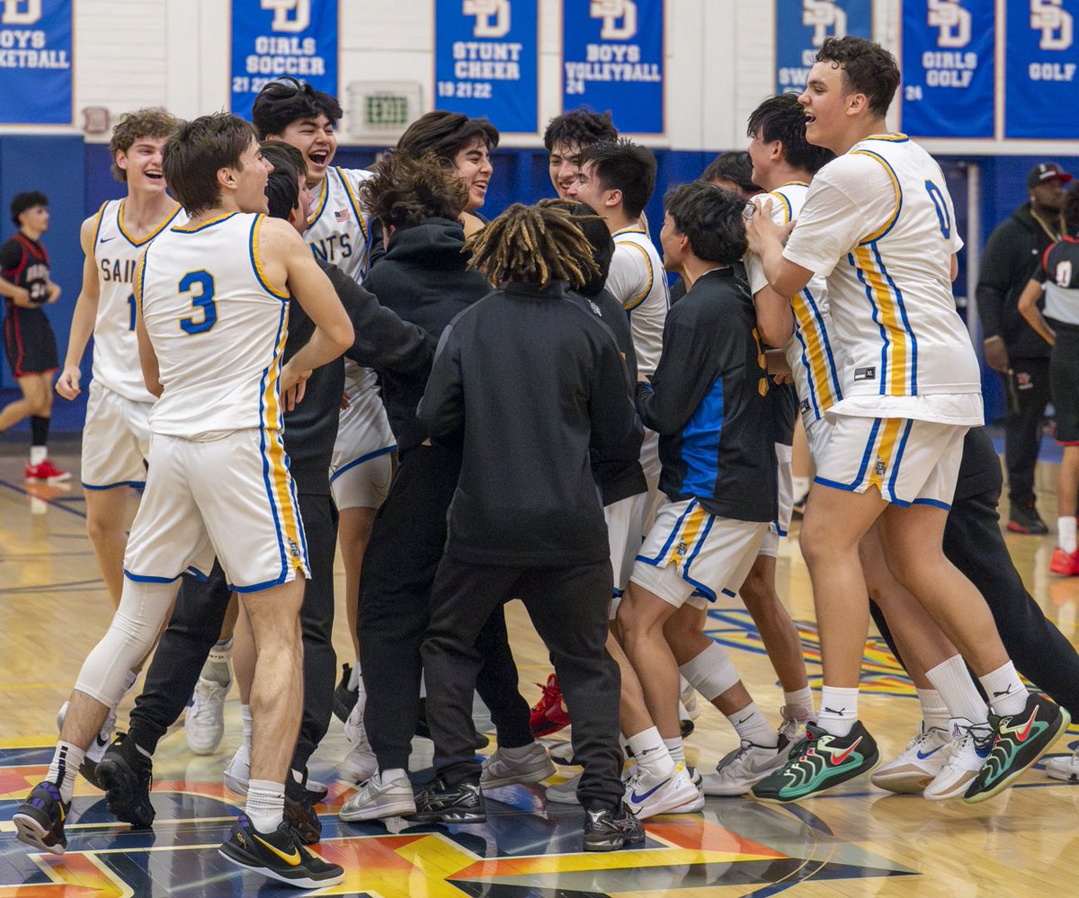 Boys Hoops: Preview of <a href="/SanDimasBBall/">San Dimas Boys Basketball 🏀</a> vs Aquinas in Saturday’s D-3A final at the Toyota Center in Ontario.  <a href="/jkett21/">Jeremy Ketterling</a> <a href="/SanDimasHSAP/">Jack Nance</a> <a href="/SDSAINT1/">Rita Kear</a> 210prepsports.com/2025/02/25/sdh…