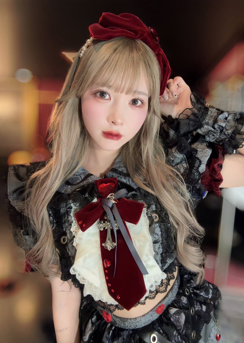 mei_ravidavi's tweet photo. ⋆͛📢⋆お知らせ⋆͛📢⋆

この度『RAViDAVi』@RAViDAVi_info の
メンバーとしてデビューします⋆˚·◝✩

白色担当　ジョウナイシ メイです❕(カタカナになったよ)

改めて、これからよろしくお願いします🐇🖤

たくさん見つけてねーっ(⃔⁔•͈ ·̫ •͈⁔)⃕↝

#RAViDAVi  #ラビダビ　#拡散希望❗️❗️ https://t.co/rMSaUqK8jP