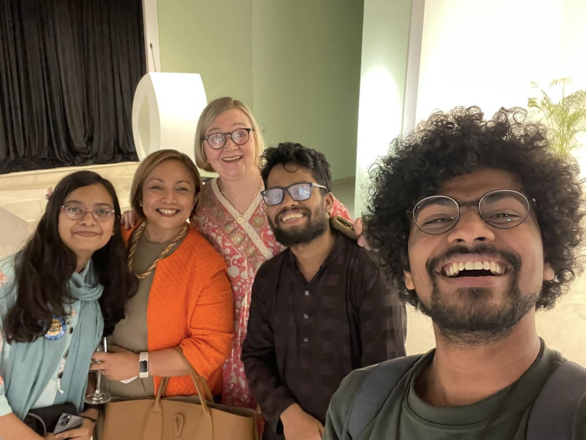 WE had an insightful discussion w/ Dr. <a href="/JakobGranit/">Jakob Granit</a> , Director General of <a href="/Sida/">Sida</a> last evening!  We talked about youth leadership and, our #EcoMen project. Dr Granit agreed that engaging men &amp; boys for #ClimateJustice is vital &amp; reaffirmed 🇸🇪’s commitment to 🇧🇩’s green transition!
