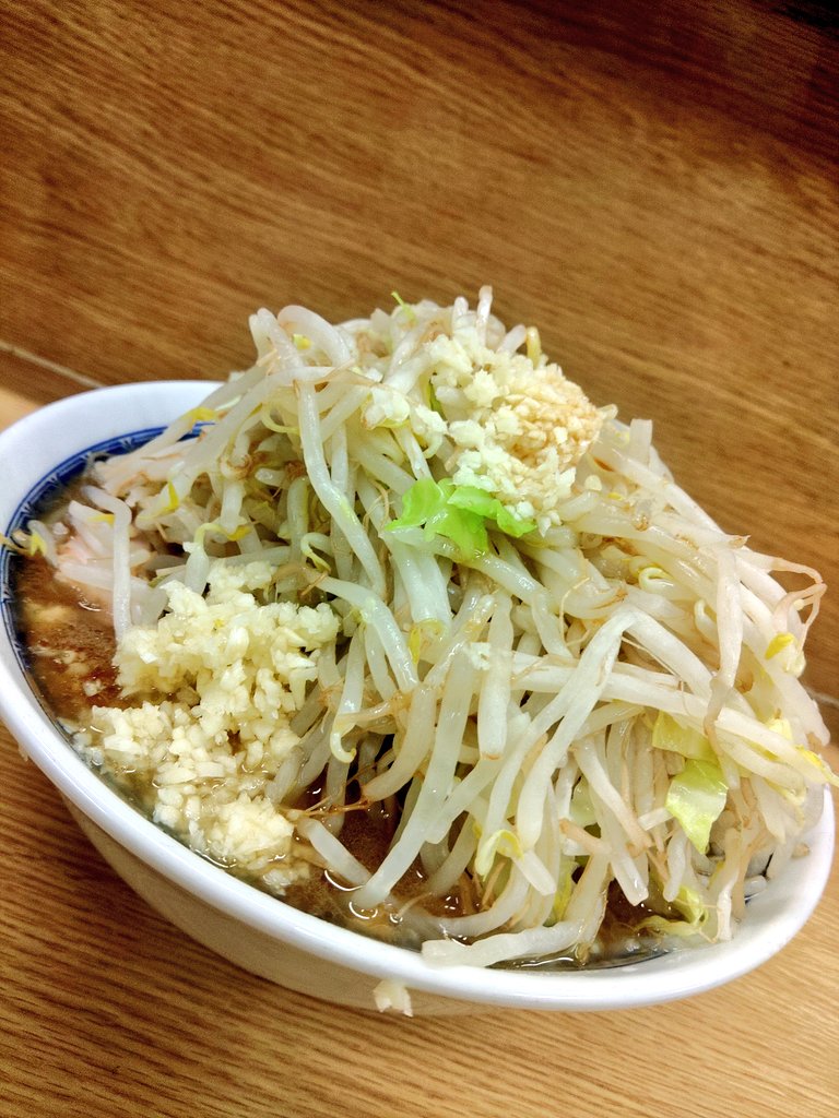 Landcruiser80GX's tweet photo. ラーメン二郎栃木街道店

栃木二郎😤芸術作品😤

マイド😤たまらん旨い一杯😤

ラーメン二郎栃木街道店😤わっしょい🍺 https://t.co/w6bVkwDLna