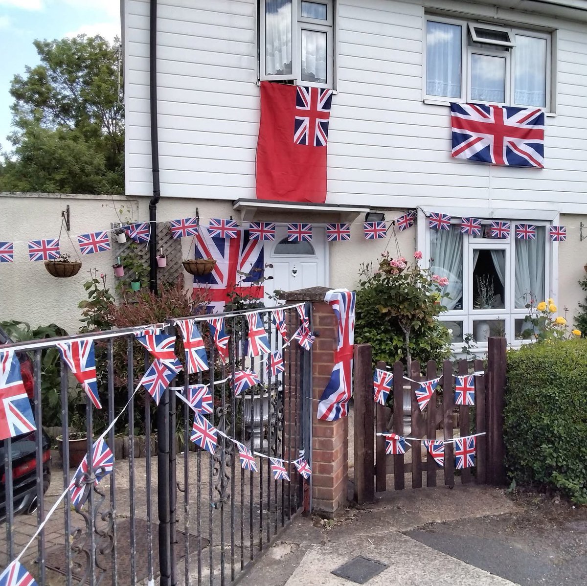 The British Patriot tweet media