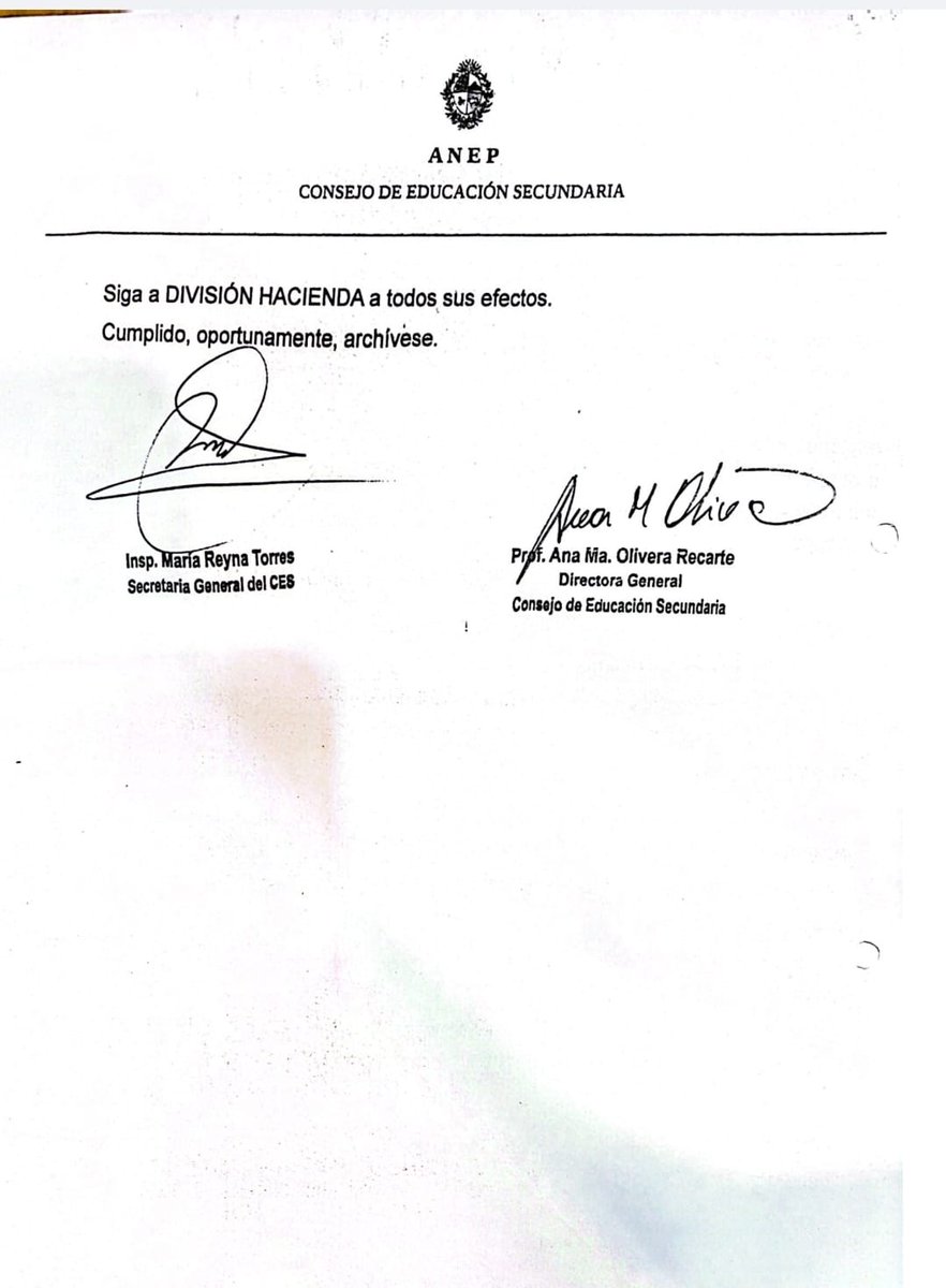 ¡Ahora condenan lo que antes hicieron y callaron!
El futuro Ministro de Educación <a href="/JoseCarlosMahia/">José Carlos Mahía</a>, el senador <a href="/tatisabini/">Sebastián Sabini</a> y sus amigos de FENAPES (tan amigos que les entregan la conducción de secundaria) mucho han dicho de lo que llaman "autodesignación" de la Directora General