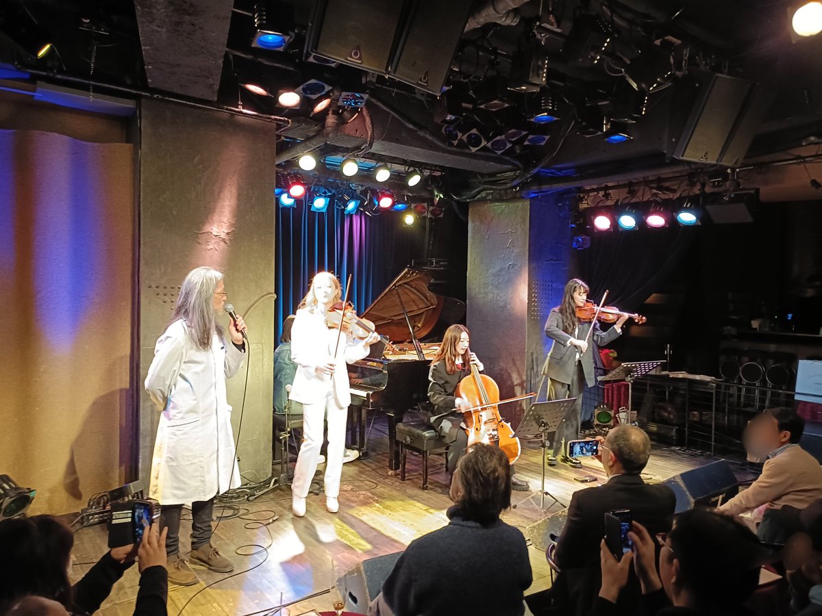 Keita75053853's tweet photo. ビートルズのアルバムヒストリーをバイオリンとチェロ、ピアノで聴くインスト
いいライブだった
ビートルズ・ラボvol.5
#1966QUARTET
#藤本国彦 #MANDALA https://t.co/HqXcaXP0jS