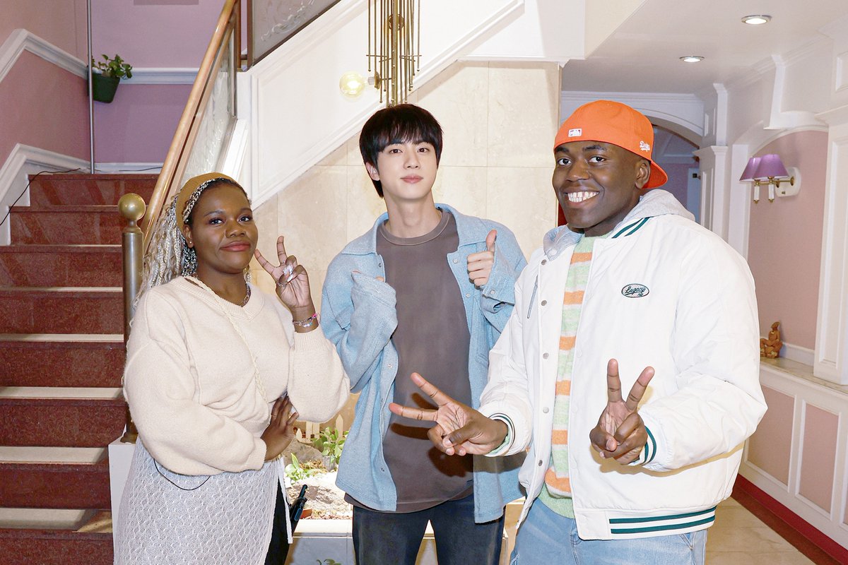 [#오늘의방탄] #달려라석진 EP.23
이상한 동화 나라의 석진🐹 코리안 HOT 남매 조나단, 파트리샤와 우여곡절 끝에 방탈출🚪 성공(?)🤣

#오늘의석진 #진 #Jin #BTS #방탄소년단 #여기가_어디진 #방탈출_쉽진