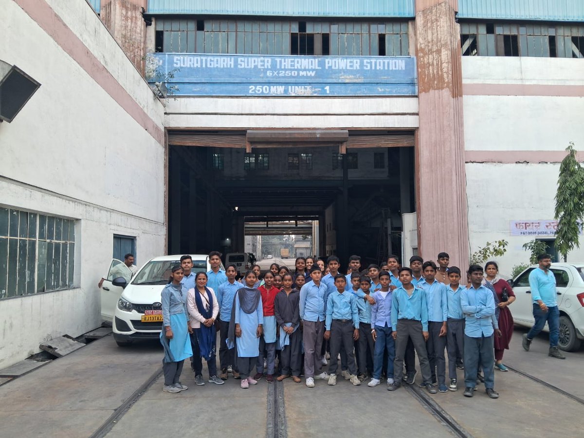 RathiSchool's tweet photo. पीएम श्री सेठ रामदयाल राठी राजगीर उच्च माध्यमिक विद्यालय के छात्र-छात्राओं द्वारा आज सुपर क्रिटिकल थर्मल पावर स्टेशन का भ्रमण किया गया https://t.co/VdiPnbUArz