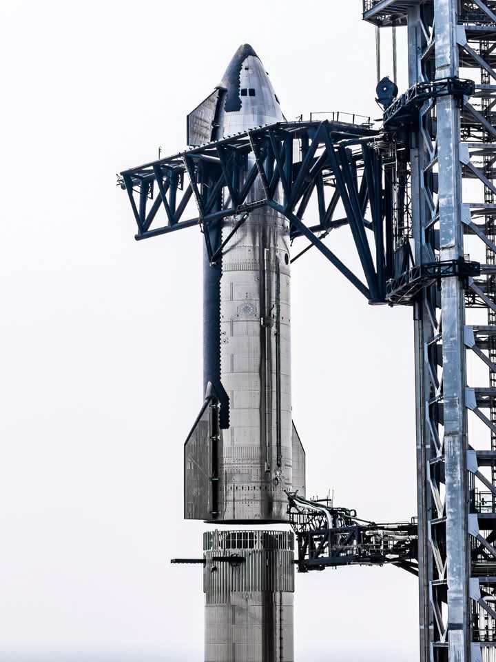 History is going to be written on Feb 28 🔥🔥
.
.
📷 SpaceX