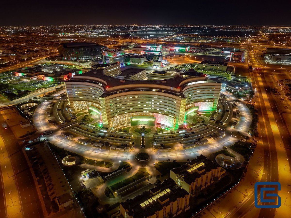 GulfConsult's tweet photo. Happy National Day, Kuwait! Gulf Consult is proud to help shape a thriving and prosperous Kuwait. 🇰🇼 

1. Sheikh Jaber Al Ahmad Al Jaber Al Sabah Hospital
2. Sanabil Tower
3. Boulevard Mall

📸: Touraj Mohammadi https://t.co/mzUXrrzjqs