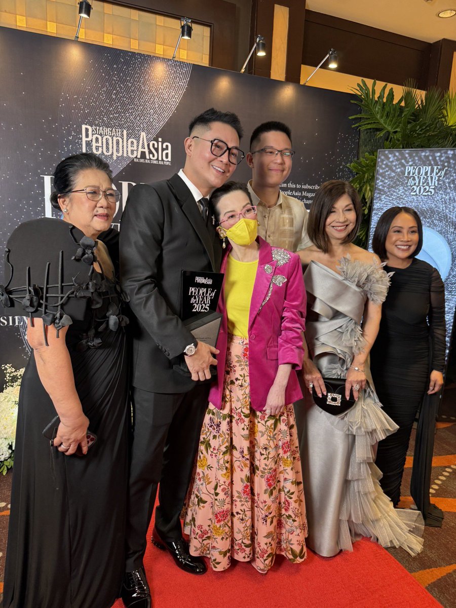 LOOK: Kris Aquino's first public appearance - she attended the People Asia's 'People of the Year' 2025. She graced the event where her good friend, fashion designer Michael Leyva is one of the awardees. 

Kris was accompanied by her son Bimb, her doctor and three nurses.