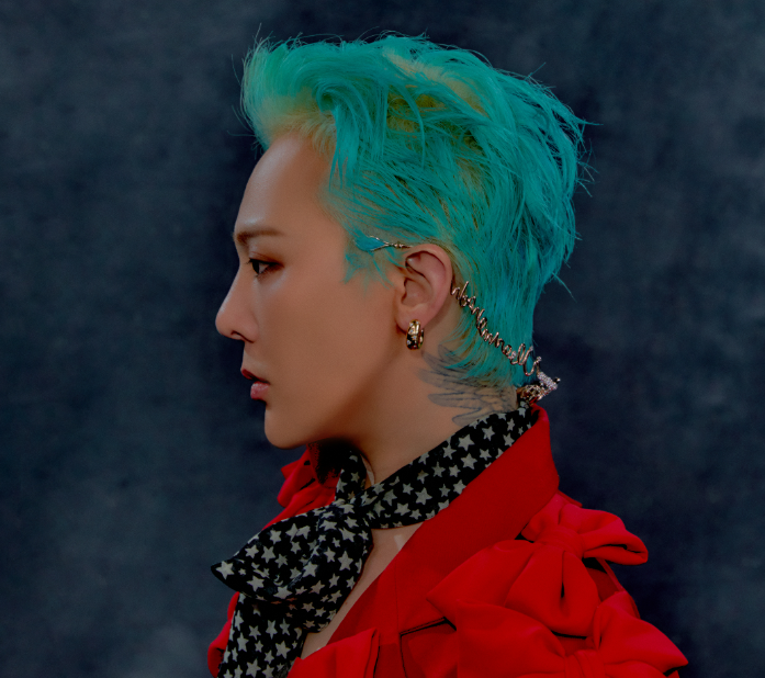 kchartsmaster's tweet image. G-DRAGON simultaneously charts five songs from ‘Übermensch’ on the top 10 of MelOn TOP100.

#1 TOO BAD (feat. Anderson .Paak)
#2 HOME SWEET HOME (feat. TAEYANG, DAESUNG)
#4 DRAMA
#5 TAKE ME
#10 IBELONGIIU