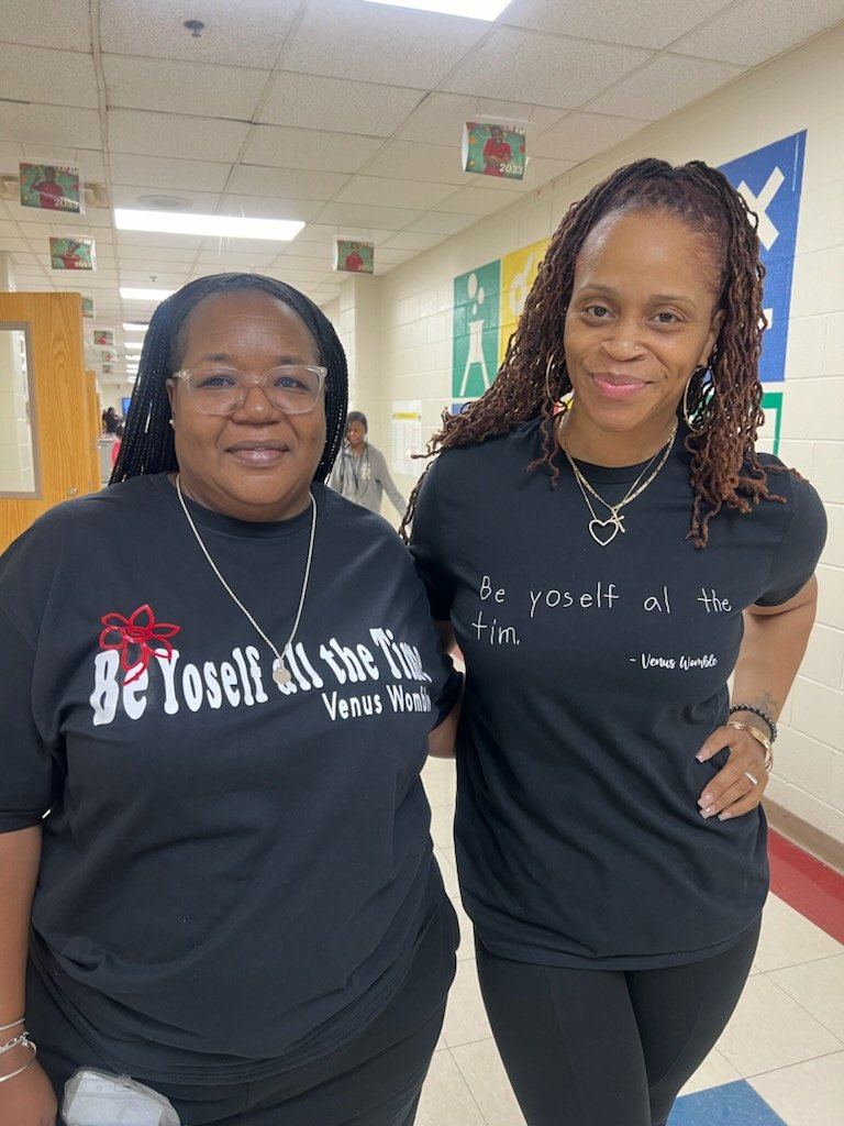 Usher-Collier ROAR tweet media