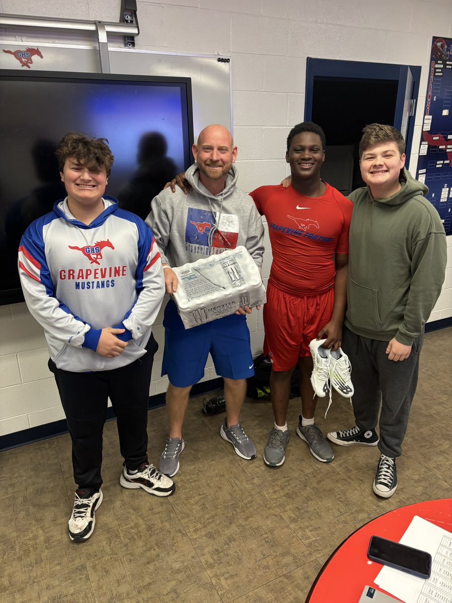 Giving Coach Smith a gift for teacher appreciation week. Thanks Coach! #StangComp106