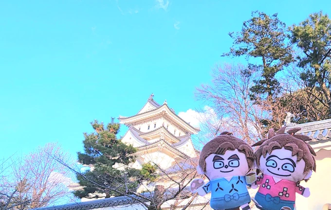 おやすみなさい。 大垣城とスタンプラリーの台紙 落第忍者乱太郎関ケ原の段と言うスタンプラリーで大垣城知りました。昔の大きな算盤や槍の穂(先端の刃)が展示されています。作画の参考になりました。