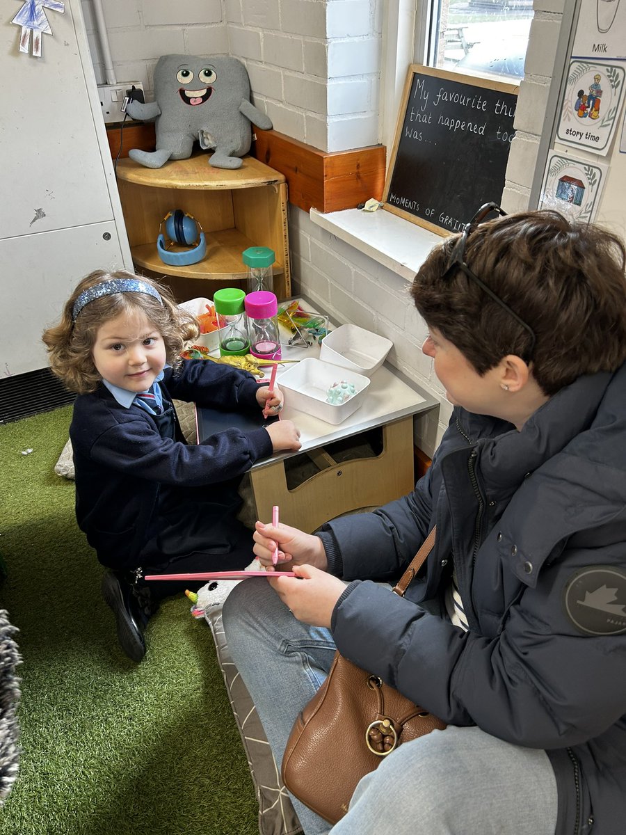 🎨🖼️🧱📚Reception ‘stay and play’ #makeadifference