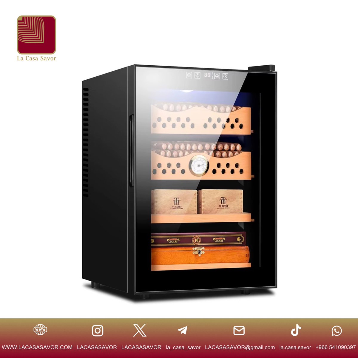 LACASASAVOR's tweet image. #مبرد #سيجار
, مرطب ومبرد مصنوع من #خشب الارز، متوسط الحجم يمكنه تخزين حتى 300 قطعة من ا#لسيجار، مع التحكم الذكي لدرجة الحرارة والرطوبة - 20023 

#اكسبلور 
#صباح_الخير 
#الرياض 
#ترند 
#رمضان