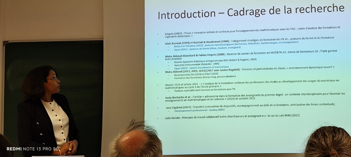 J'ai le plaisir d'assister à la soutenance de thèse de <a href="/corinne_gau/">Corinne Gau</a>, IA-IPR de mathématiques, ancienne Daasen en Martinique.
Aboutissement d'un travail de 10 ans. 
👏👏
#FabienEmprin #NathalieSayac
