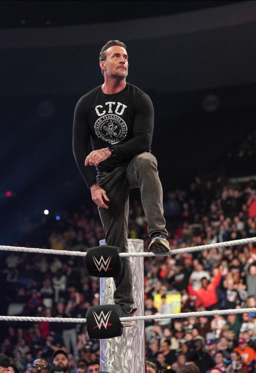 We’re proud to see the Best in the World showing love for CTU. We don’t tap out. We’re fighting for nothing less than what Chicago students &amp; families deserve.