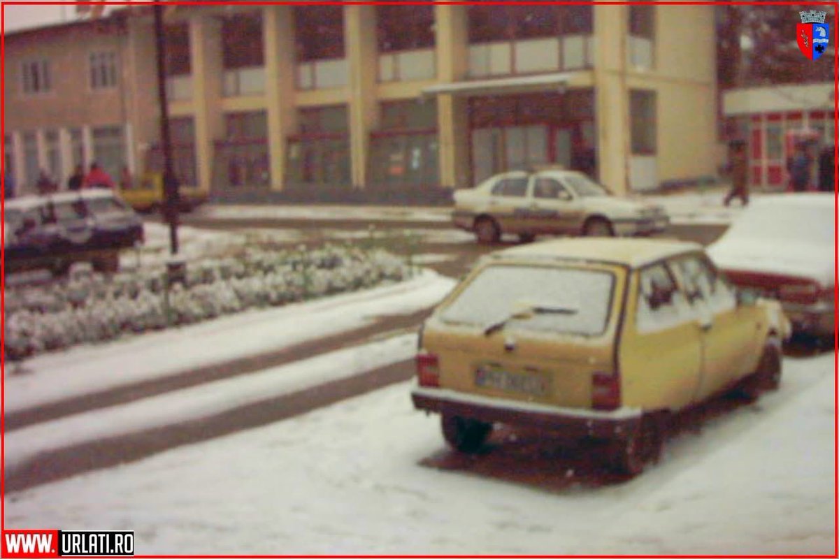 URLATI's tweet photo. 📊 Evoluția orașului Urlați: Cum tehnologia și modernizarea au transformat comunitatea în ultimele decenii. 🌍🚀⏳

Vizitează: https://t.co/8aqPATQe86 pentru a explora galetia foto! ✨

Cu stimă,
Echipa https://t.co/IgRj4g4mqz 
#URLATI
#OrasulDintreVii
#DrumulVinului https://t.co/yUivd0meSd