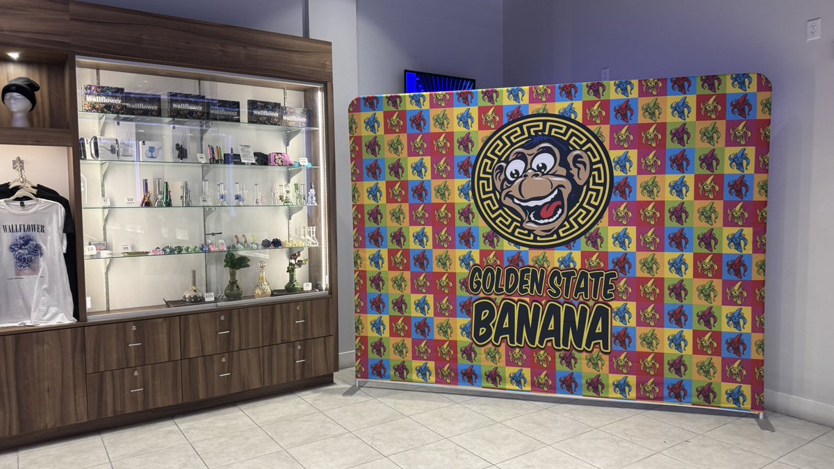 Golden_State_Banana tweet media