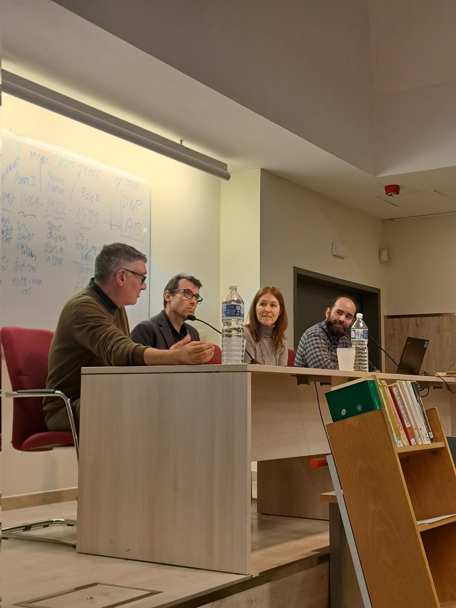 Llorenç Dalmau Buchaca (@dalmabu) on Twitter photo Dia mogut, al matí 1era Jornada d'Història del Dret, amb el <a href="/miquelpol43/">Miquel Pol</a>, el <a href="/JosepM_Gomez/">Josep Maria Gómez</a> i l'<a href="/Ivan_2503_/">Ivan</a> Dia mogut, al matí 1era Jornada d'Història del Dret, amb el <a href="/miquelpol43/">Miquel Pol</a>, el <a href="/JosepM_Gomez/">Josep Maria Gómez</a> i l'<a href="/Ivan_2503_/">Ivan</a>