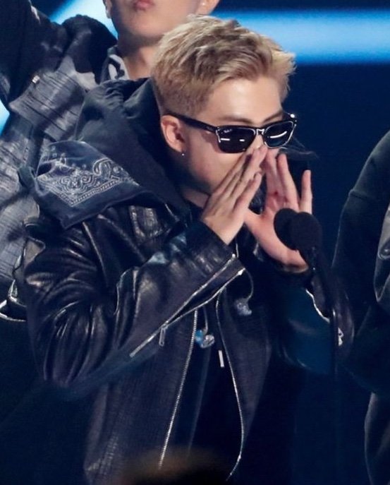 مایل به ریپ و ریت و بالا بردن ارزش تجاری نامجون♡
For 방탄소년단RM #RM #방탄소년단RM #Namjoon #BTSRM #김남준