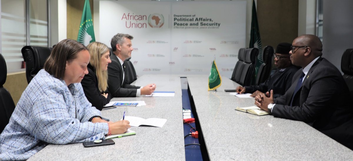 Amb. Bankole Adeoye (@bankole_adeoye) on Twitter photo I met with Amb. <a href="/DKambInAddis/">Sune Krogstrup π©π°</a> π©π°. We exchanged on recent developments in the Horn of Africa and the Great Lakes Region. Additionally, we discussed collaboration efforts between the African Union (AU) and Denmark within the United Nations Security Council (UNSC) framework. I met with Amb. <a href="/DKambInAddis/">Sune Krogstrup π©π°</a> π©π°. We exchanged on recent developments in the Horn of Africa and the Great Lakes Region. Additionally, we discussed collaboration efforts between the African Union (AU) and Denmark within the United Nations Security Council (UNSC) framework.